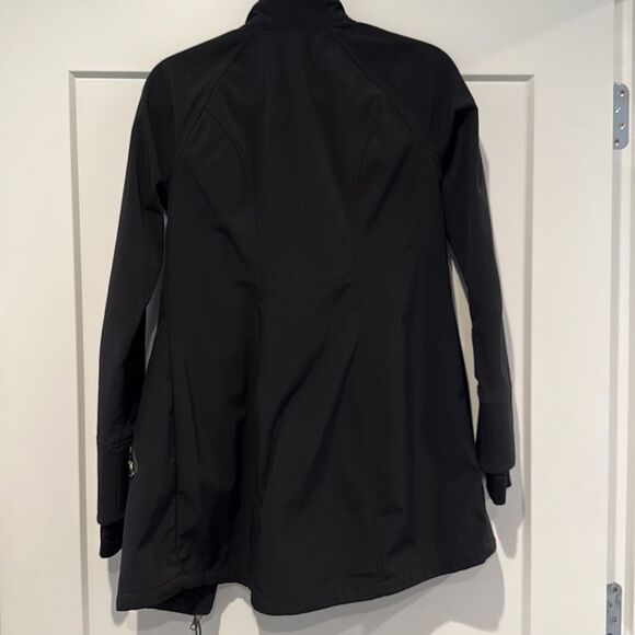Athleta Women's Small Jacket - Waterproof - Picture 7 of 10